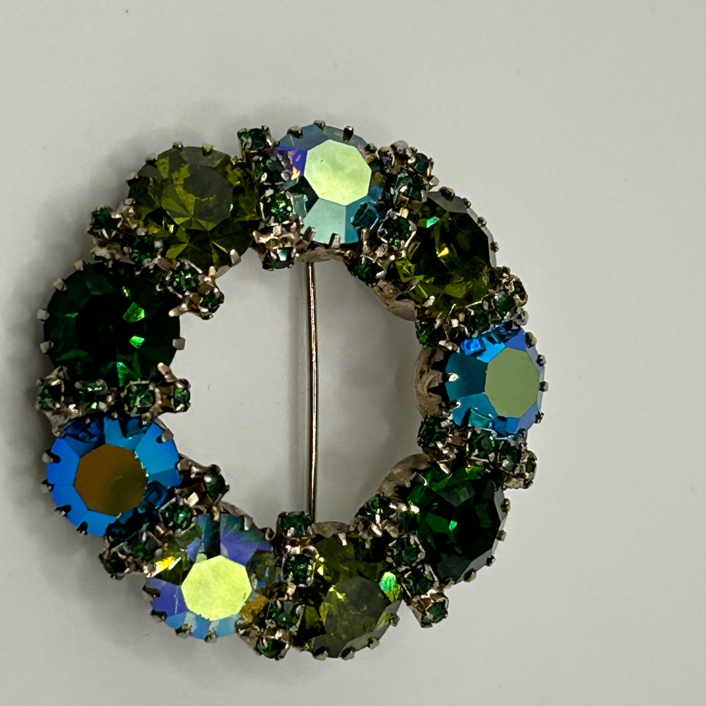 Vintage Kapu Aurora Borealis Rhinestone Wreath Brooch